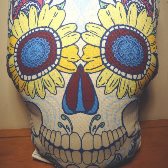 Day of the Dead Sugar Skull Pillow - Picture 1 of 3
